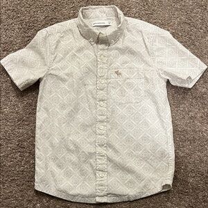 Abercrombie Kids Beige Geometric Button Down Shirt